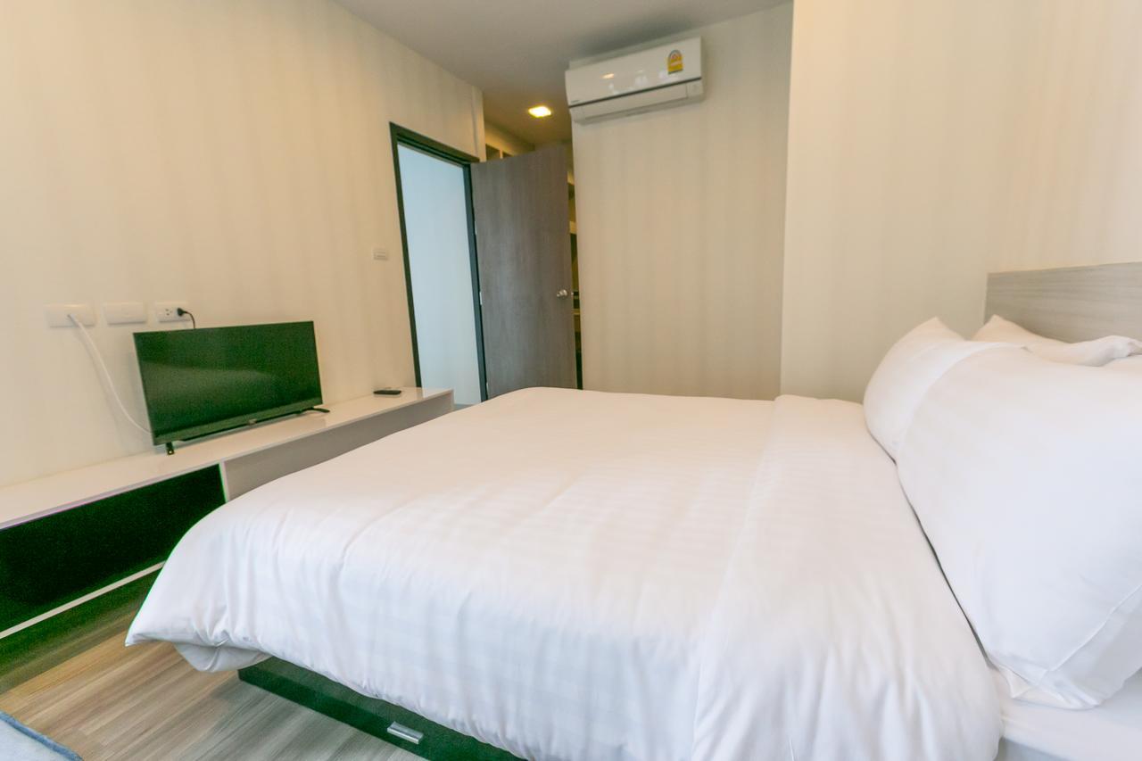 Locals Prio Chiangmai Central Airport Plaza Чиангмай Екстериор снимка